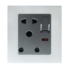 Blaze Crown Combination Socket With Switch 13A- 876692