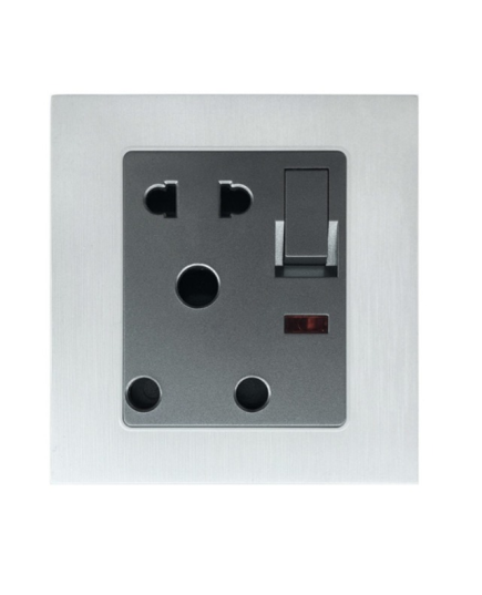 Blaze Crown Combination Socket With Switch 13A- 876692